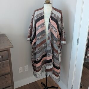 Paparazzi Kaftan Wool Blend